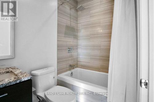 #3701 -224 King St W, Toronto, ON - Indoor Photo Showing Bathroom