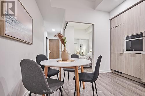 #307 -39 Roehampton Ave, Toronto, ON - Indoor Photo Showing Dining Room