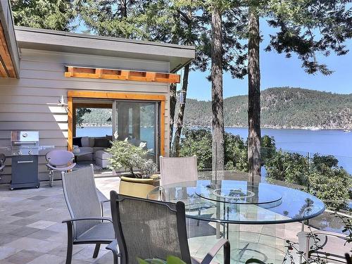 7909 Bedwell Dr, Pender Island, BC - Outdoor With Body Of Water
