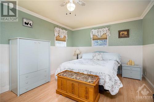 1221 Cp Lane, Arden, ON - Indoor Photo Showing Bedroom