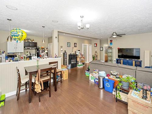 1153 Deerview Pl, Langford, BC - Indoor Photo Showing Dining Room