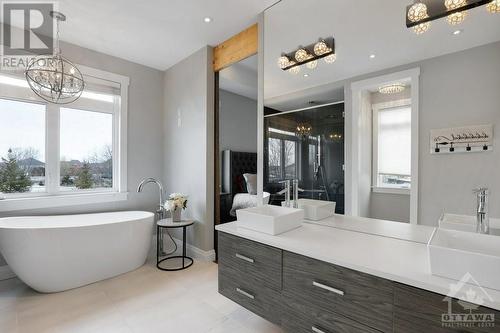 38 Des Spirees Place, Hammond, ON - Indoor Photo Showing Bathroom