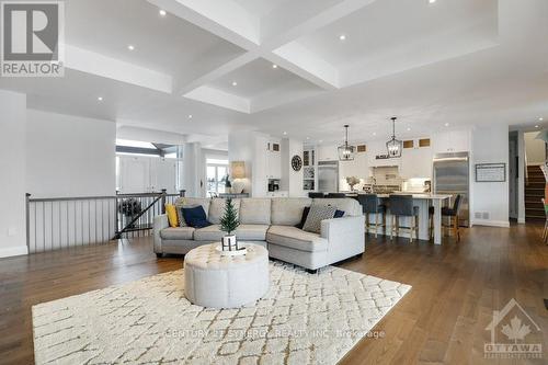 38 Des Spirees Place, Clarence-Rockland, ON - Indoor Photo Showing Living Room