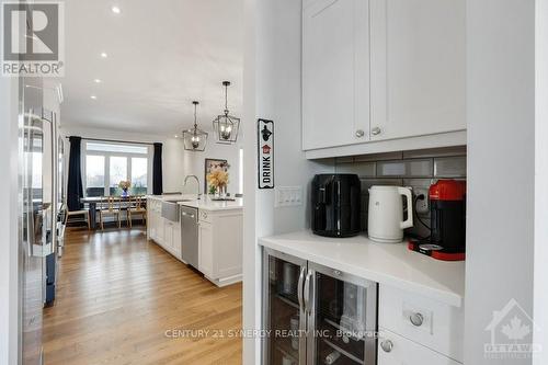 38 Des Spirees Place, Clarence-Rockland, ON - Indoor Photo Showing Kitchen