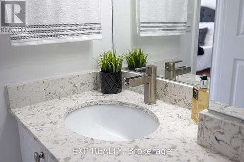 #802 -311 Richmond St E, Toronto, ON - Indoor Photo Showing Bathroom