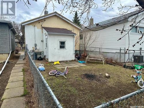 2305 Francis Street, Regina, SK - Outdoor