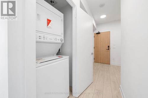 #3216 -35 Mercer St, Toronto, ON - Indoor Photo Showing Laundry Room