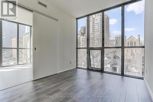 #406 -101 Charles St E, Toronto, ON - Indoor Photo Showing Other Room