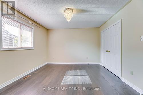 152 Elderwood Trail, Oakville, ON - Indoor Photo Showing Other Room
