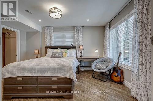 31 Wispi Shore Road, Kawartha Lakes, ON - Indoor Photo Showing Bedroom