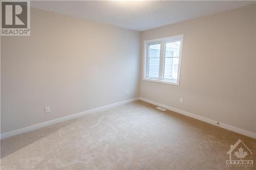 649 Terrier Circle, Richmond, ON - Indoor Photo Showing Other Room