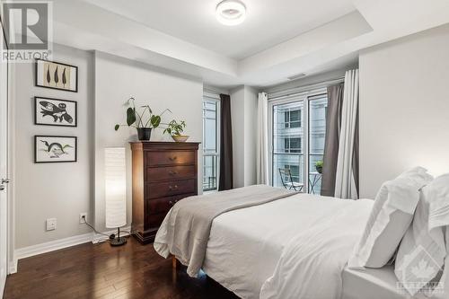 242 Rideau Street Unit#2106, Ottawa, ON - Indoor Photo Showing Bedroom