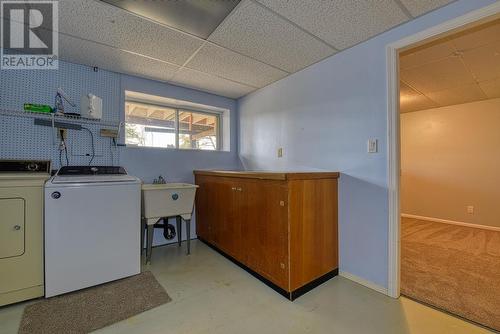 1455 N Twelfth Avenue, Williams Lake, BC - Indoor Photo Showing Laundry Room