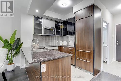 #206 -5162 Yonge St, Toronto, ON - Indoor Photo Showing Kitchen With Upgraded Kitchen