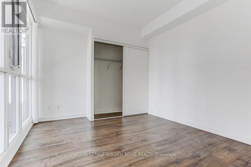 #2002 -290 Adelaide St W, Toronto, ON - Indoor Photo Showing Other Room