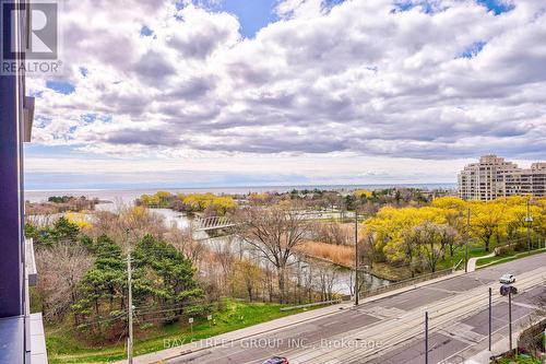 802 - 2200 Lakeshore Boulevard W, Toronto, ON - Outdoor With View