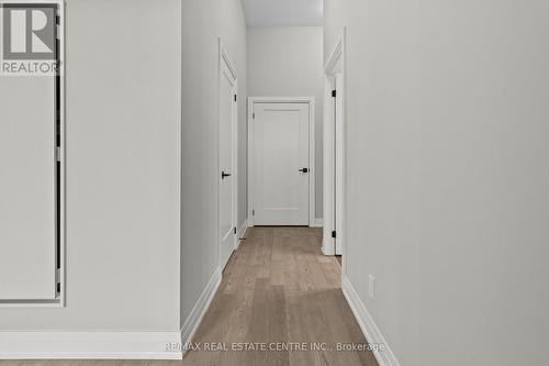 #111 -3265 Carding Mill Dr, Oakville, ON - Indoor Photo Showing Other Room
