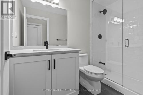 #111 -3265 Carding Mill Dr, Oakville, ON - Indoor Photo Showing Bathroom