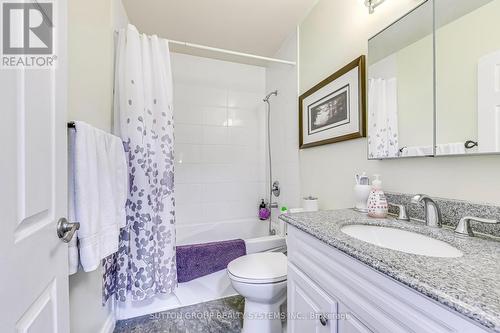 22 Arletta Street, Halton Hills, ON - Indoor Photo Showing Bathroom