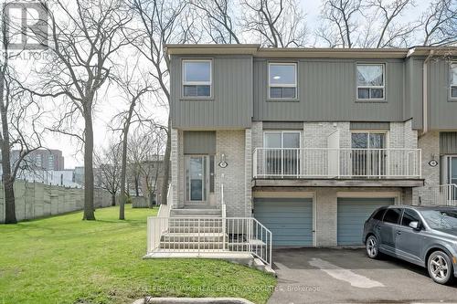 #47 -60 Hanson Rd, Mississauga, ON - Outdoor With Balcony With Facade