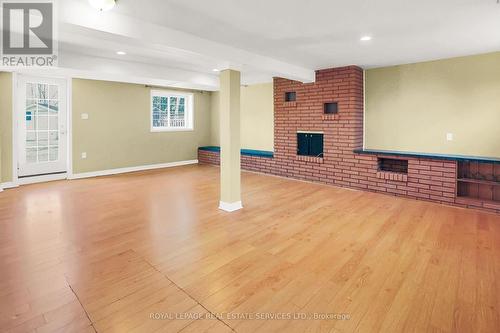 392 Melores Dr, Burlington, ON - Indoor Photo Showing Other Room