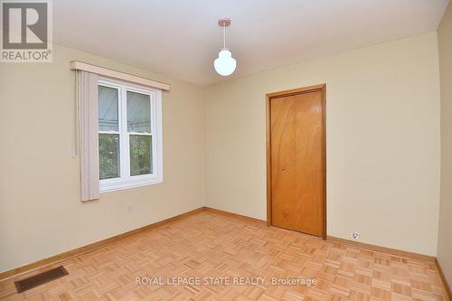 164 East 25Th Street, Hamilton, ON - Indoor Photo Showing Other Room