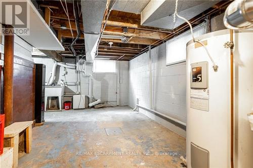 71 Pinelands Ave, Hamilton, ON - Indoor Photo Showing Basement