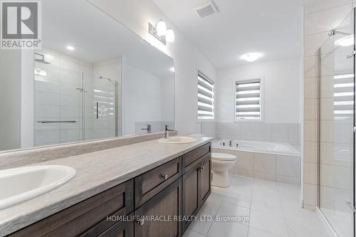 105 Court Drive, Brant, ON - Indoor Photo Showing Bathroom