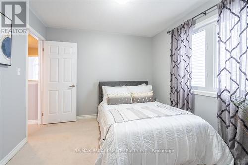 224 Emick Drive, Hamilton, ON - Indoor Photo Showing Bedroom