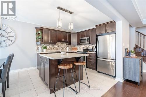 224 Emick Drive, Hamilton, ON - Indoor Photo Showing Kitchen With Upgraded Kitchen