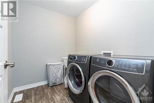 403 Aphelion Crescent, Ottawa, ON - Indoor Photo Showing Laundry Room