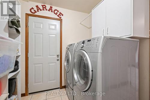 105 Cherry Hills Dr, Vaughan, ON - Indoor Photo Showing Laundry Room