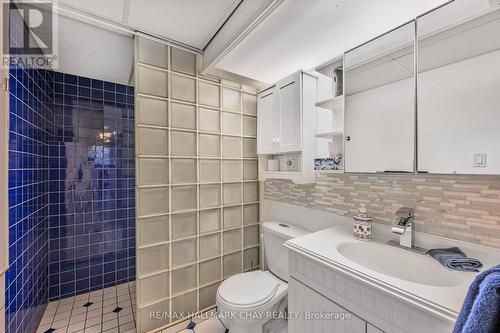 32 Michael St, Essa, ON - Indoor Photo Showing Bathroom