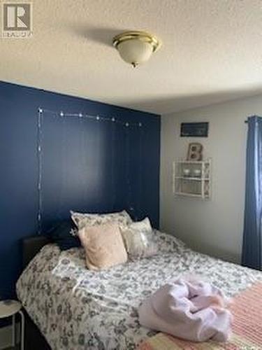 409 Forget Street, Foam Lake, SK - Indoor Photo Showing Bedroom