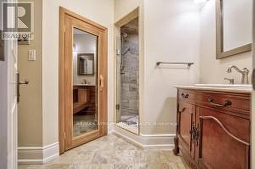291 Empress Ave, Toronto, ON - Indoor Photo Showing Bathroom