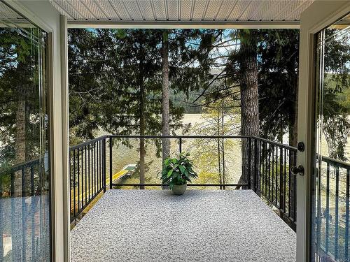 9792 Miracle Way, Youbou, BC - Outdoor With Balcony With Exterior