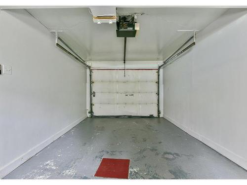 Garage - 1528 Rue Dablon, Saint-Bruno-De-Montarville, QC - Indoor Photo Showing Garage