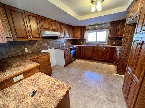 412 Hwy 3, Princeton, BC - Indoor Photo Showing Kitchen With Double Sink