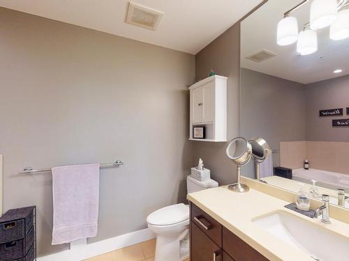 406-5003 Oleander Drive, Osoyoos, BC - Indoor Photo Showing Bathroom