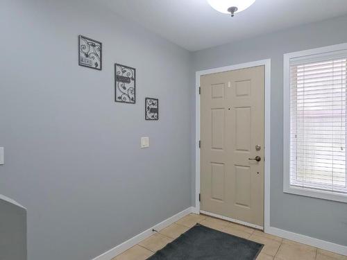 201-150 Mallach Road, Kelowna, BC - Indoor Photo Showing Other Room