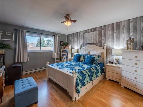 205-62 Dauphin Avenue, Penticton, BC - Indoor Photo Showing Bedroom