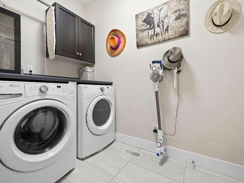 3144 Riesling Way, West Kelowna, BC - Indoor Photo Showing Laundry Room