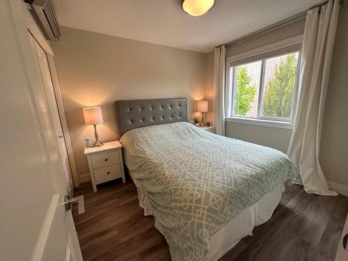 21-3750 West Bay Road, West Kelowna, BC - Indoor Photo Showing Bedroom