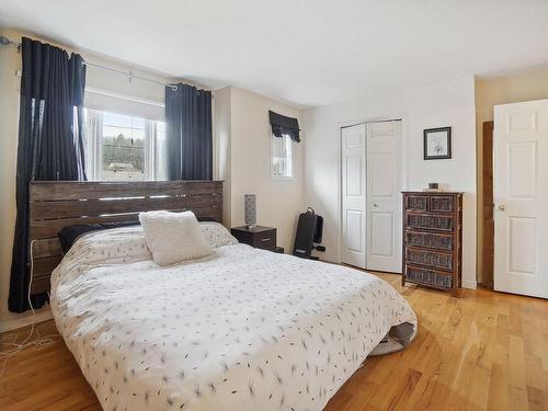 Master bedroom - 214 Rue Louis-Antoine-Couillard, Papineauville, QC - Indoor Photo Showing Bedroom