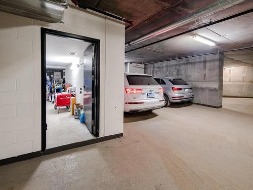 Parking - 2501-1155 Rue De La Montagne, Montréal (Ville-Marie), QC - Indoor Photo Showing Garage