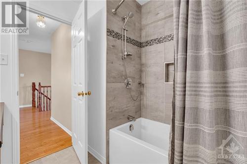 1000 Serenity Avenue, Ottawa, ON - Indoor Photo Showing Bathroom