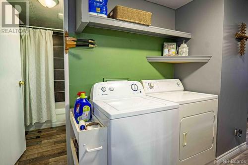 4 Hill Street, Lincoln, NB - Indoor Photo Showing Laundry Room