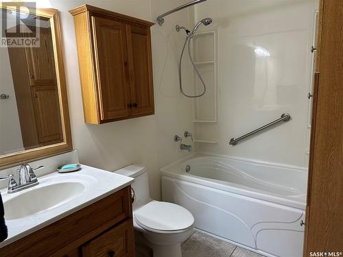 Skarpinsky Acreage - Mont Nebo, Canwood Rm No. 494, SK - Indoor Photo Showing Bathroom