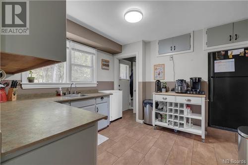 362 Millidge Avenue, Saint John, NB - Indoor Photo Showing Kitchen