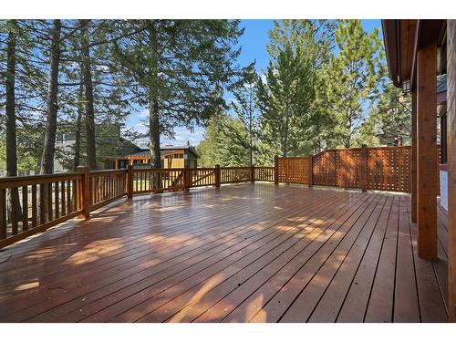 4815 Lakehill Rd, Windermere, BC - Outdoor With Deck Patio Veranda With Exterior